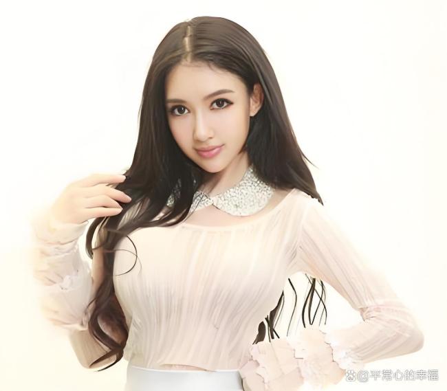 短剧演员何健麒被指劈腿？曝何健麒聊天记录